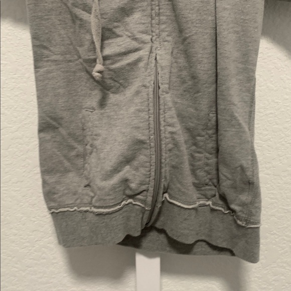 Y2K Mossimo Gray Short Sleeve Zip Up Hoodie Size XS - Picture 4 of 8